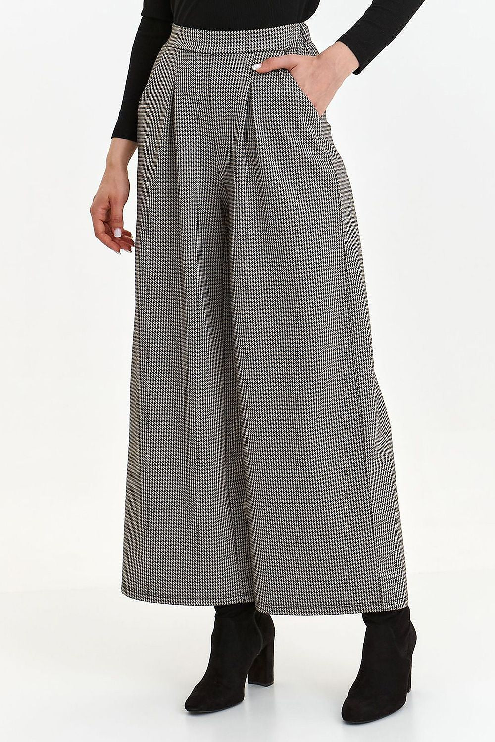 Women trousers model 187678 Top Secret