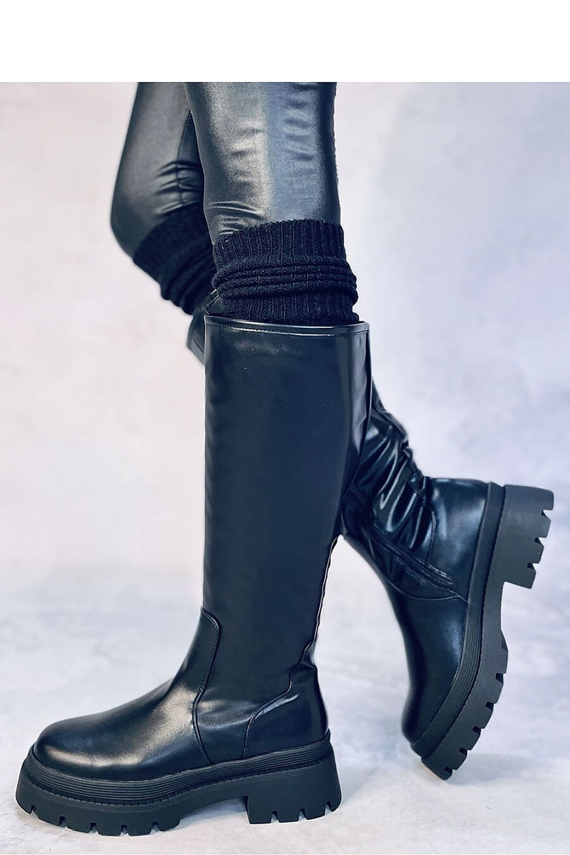 Officer boots model 188203 Inello