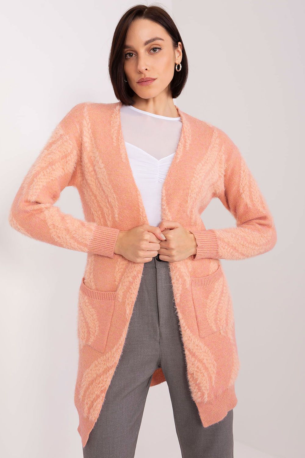 Cardigan model 188277 AT