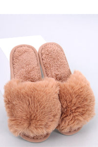 Slippers model 190370 Inello