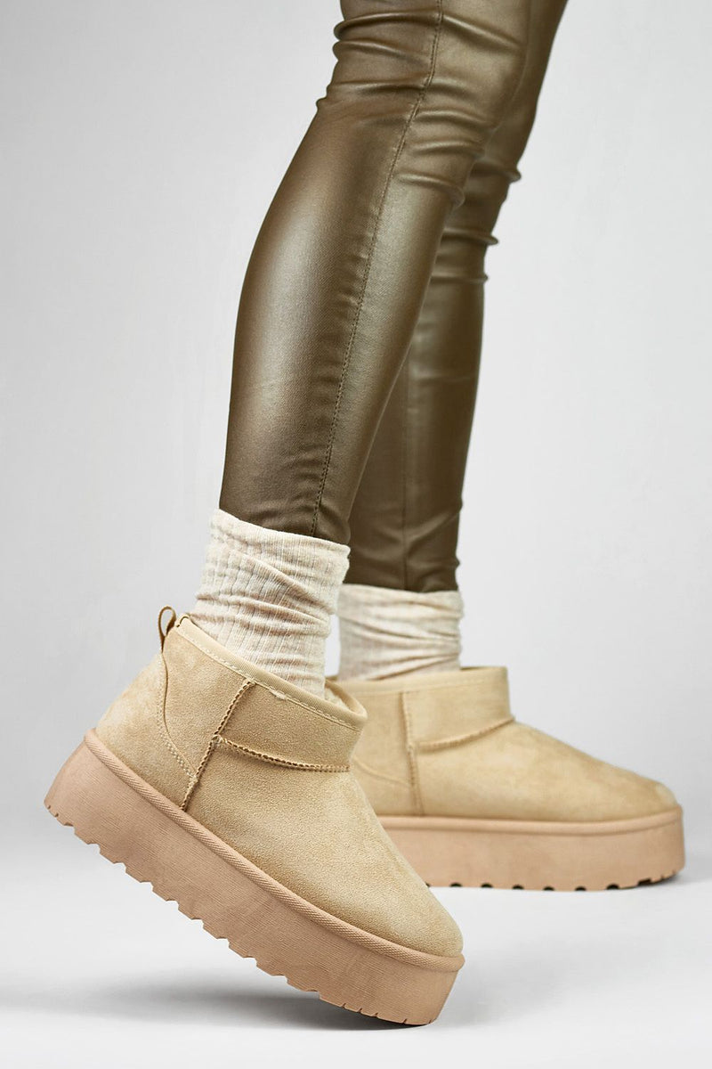 Snow boots model 191309 PRIMO