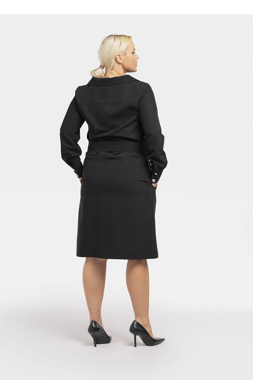 Plus size dress model 193905 Karko