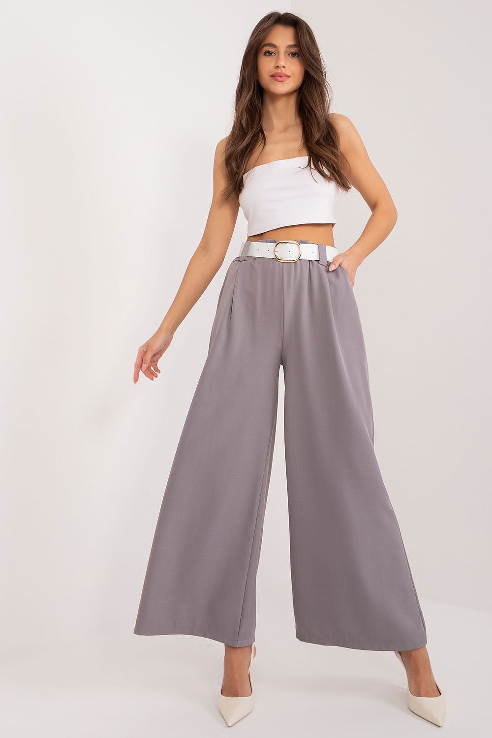 Women trousers model 195318 Italy Moda