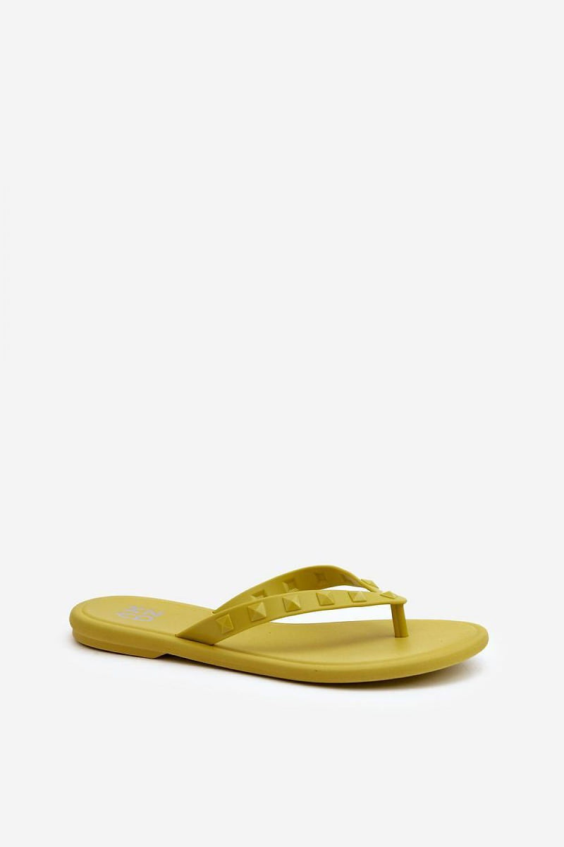 Japanese flip-flops model 197615 Step in style