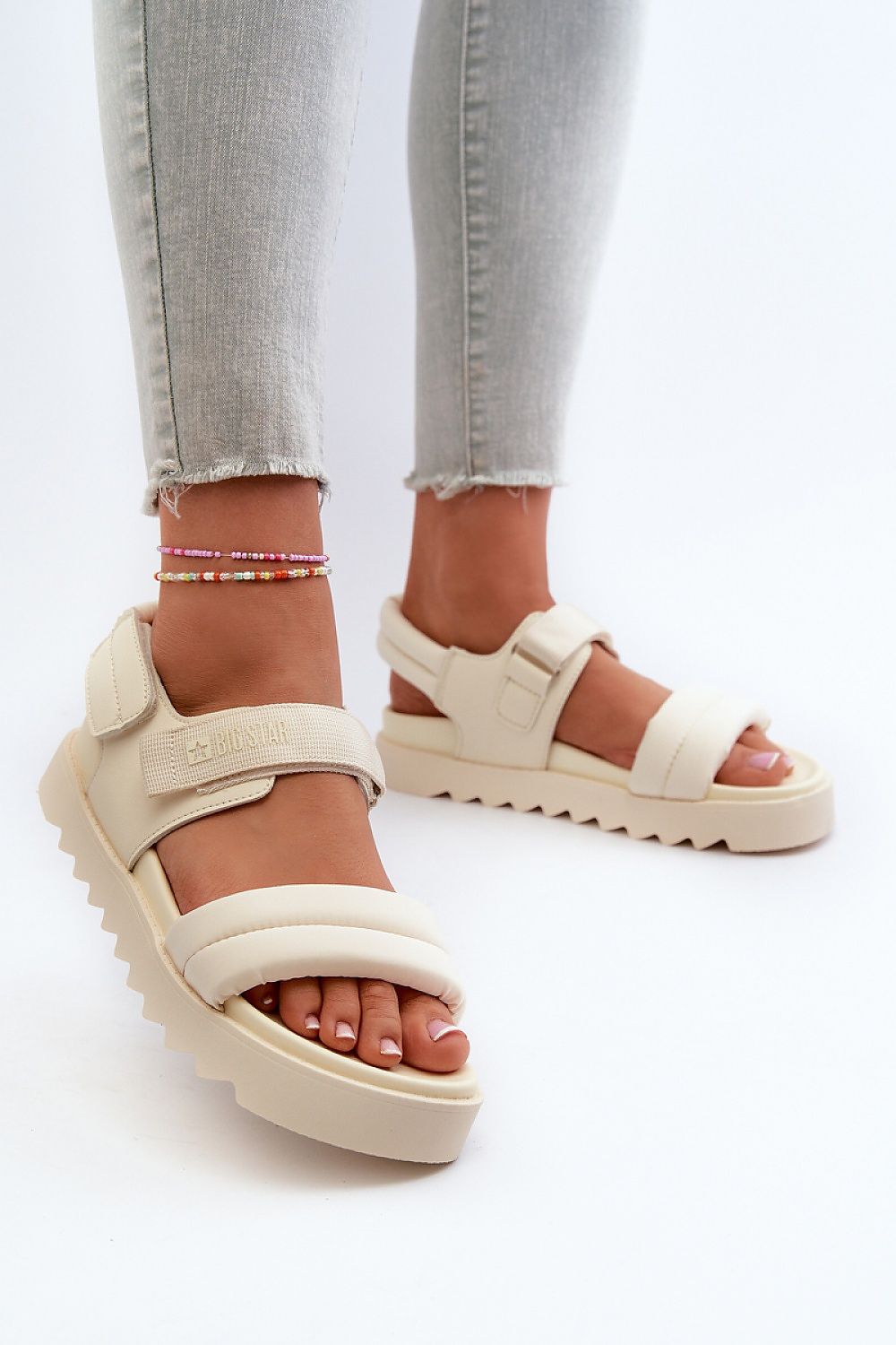 Sandals model 198790 Step in style