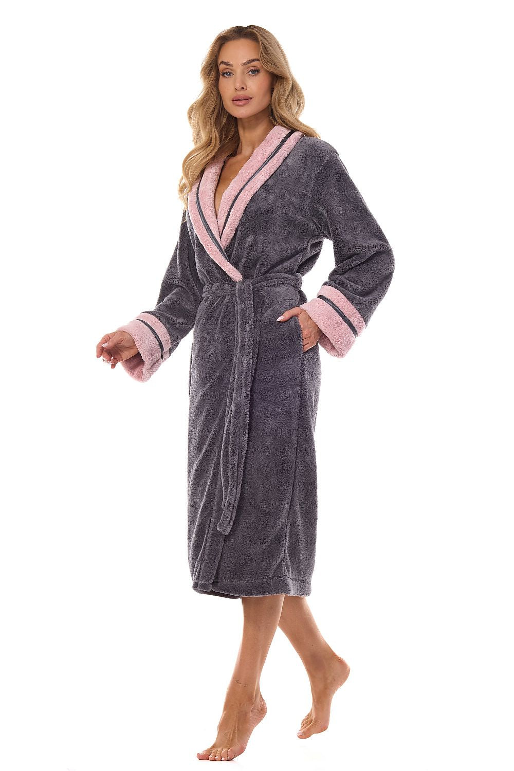 Bathrobe model 199363 L&L collection