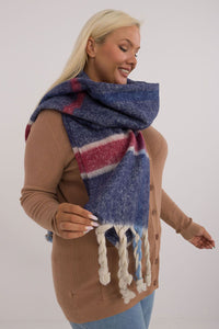 Shawl model 200289 AT