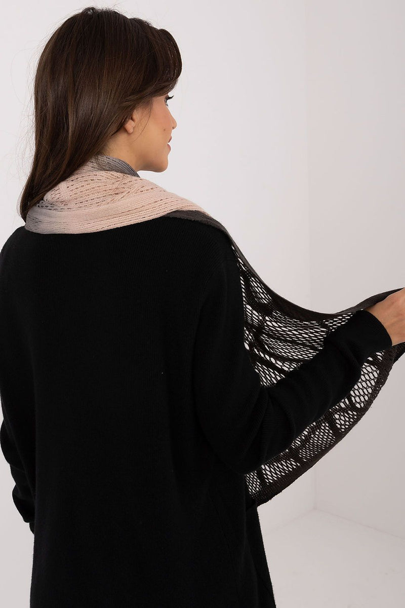 Shawl model 200858 AT