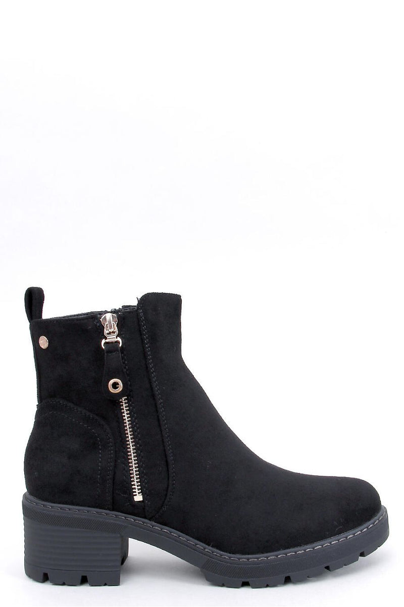 Heel boots model 201371 Inello