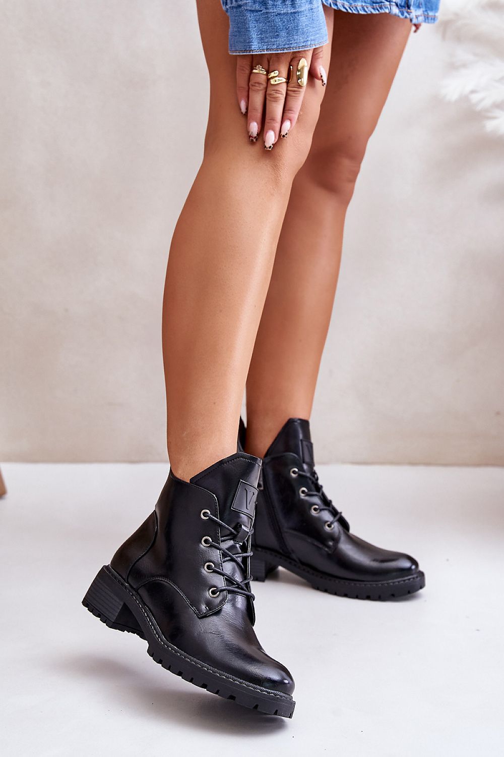 Boots model 201546 Step in style