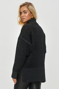 Turtleneck model 201819 Makadamia