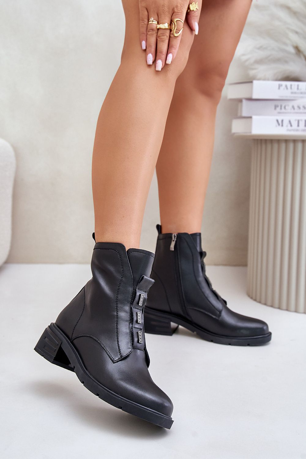 Boots model 202058 Step in style