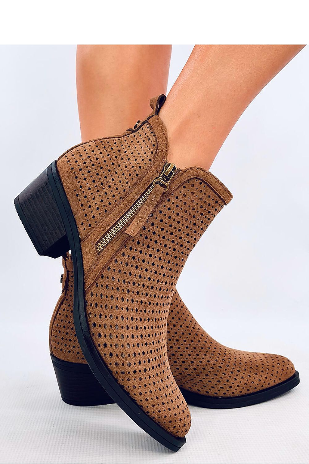 Heel boots model 202357 Inello