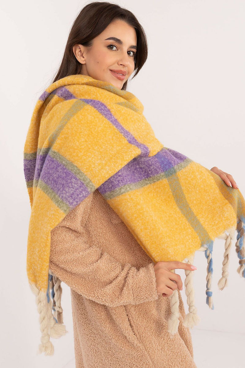 Shawl model 202574 AT