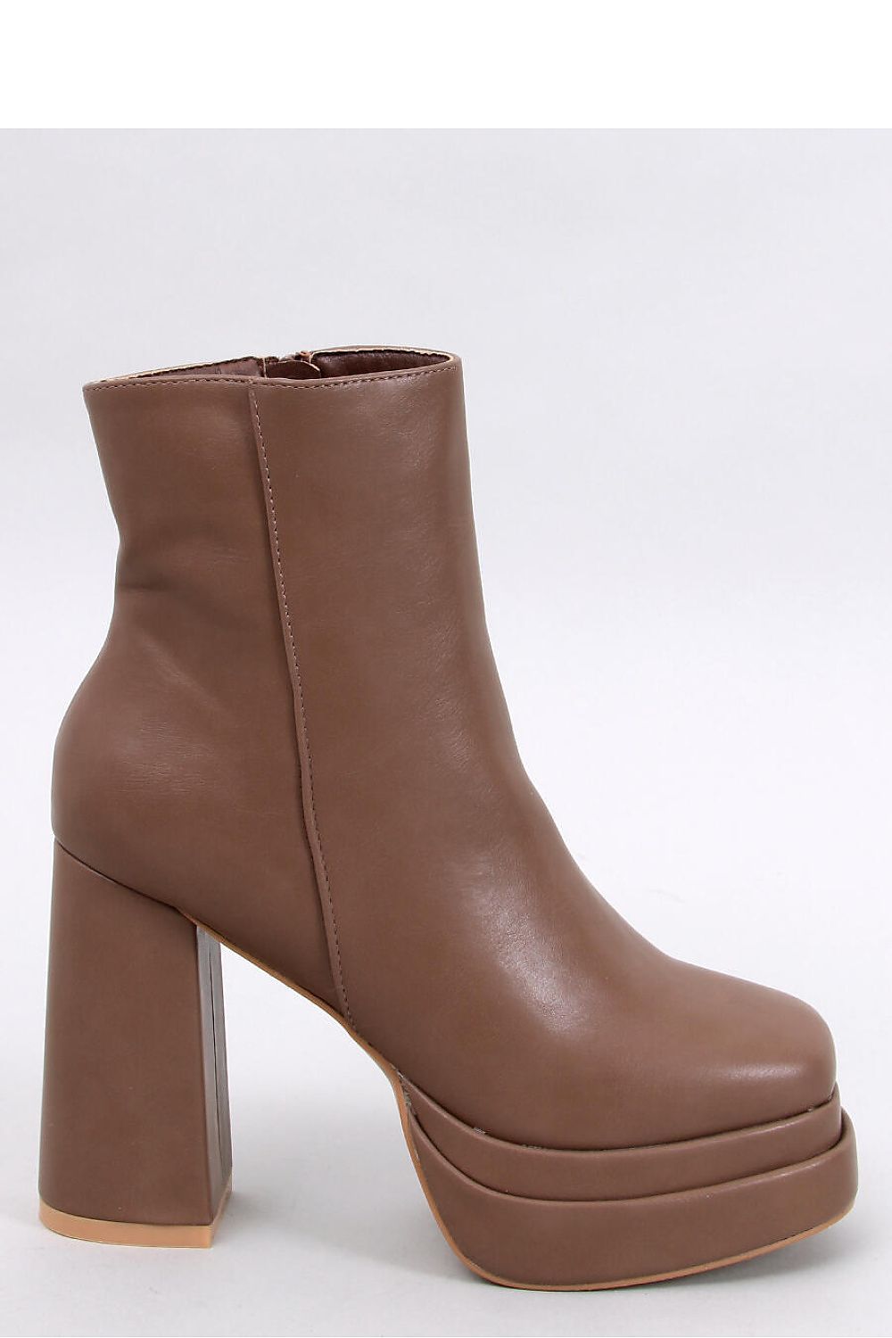 Heel boots model 203100 Inello