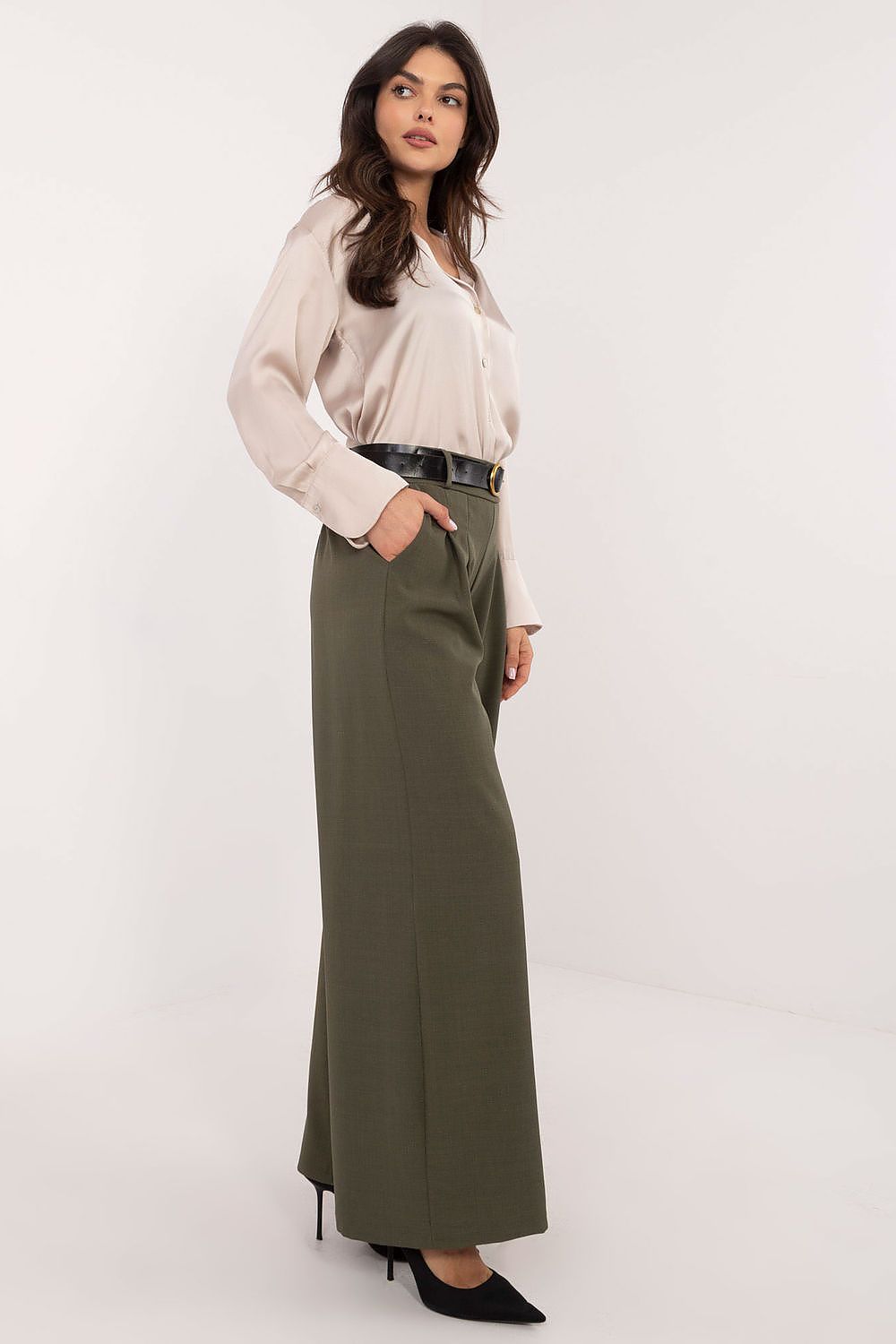 Women trousers model 203166 Italy Moda