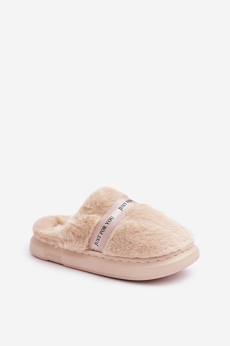 Slippers model 204933 Step in style