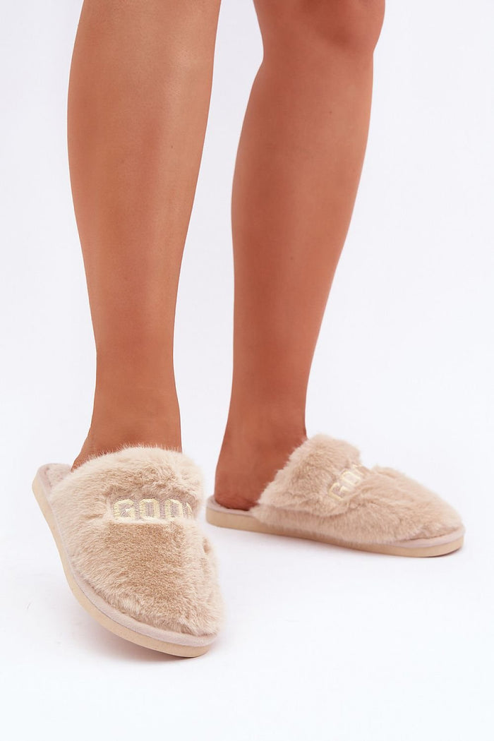 Slippers model 204943 Step in style