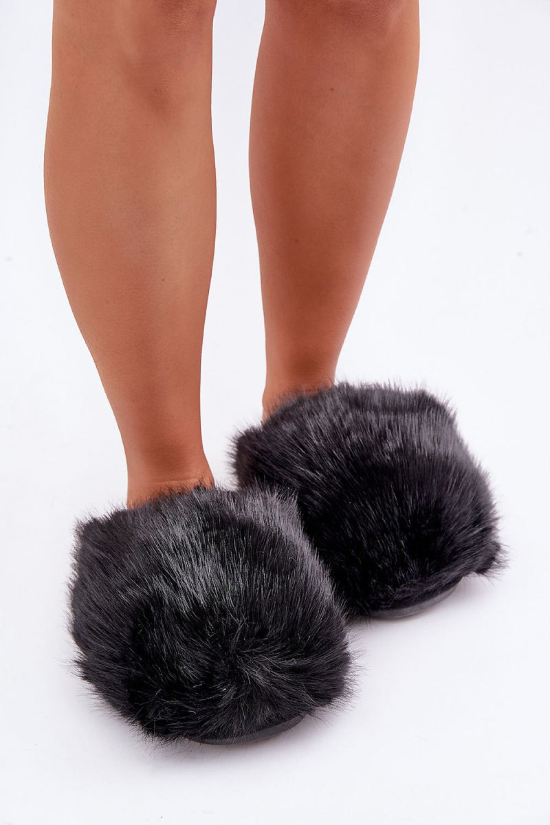 Slippers model 204954 Step in style