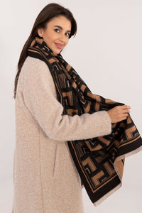 Shawl model 205967 AT