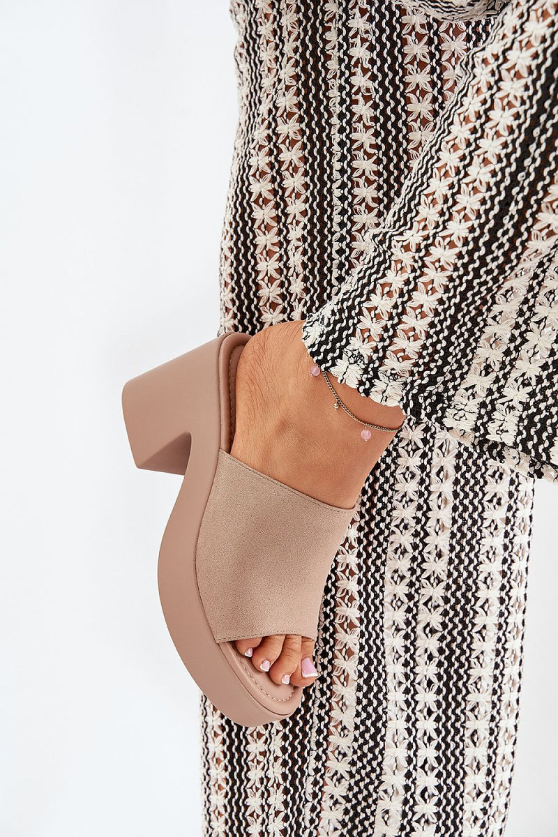  Flip-flops model 209941 Step in style 