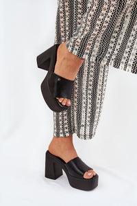  Flip-flops model 209945 Step in style 