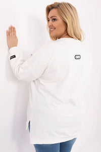  Plus size sweatshirt model 211733 Relevance 