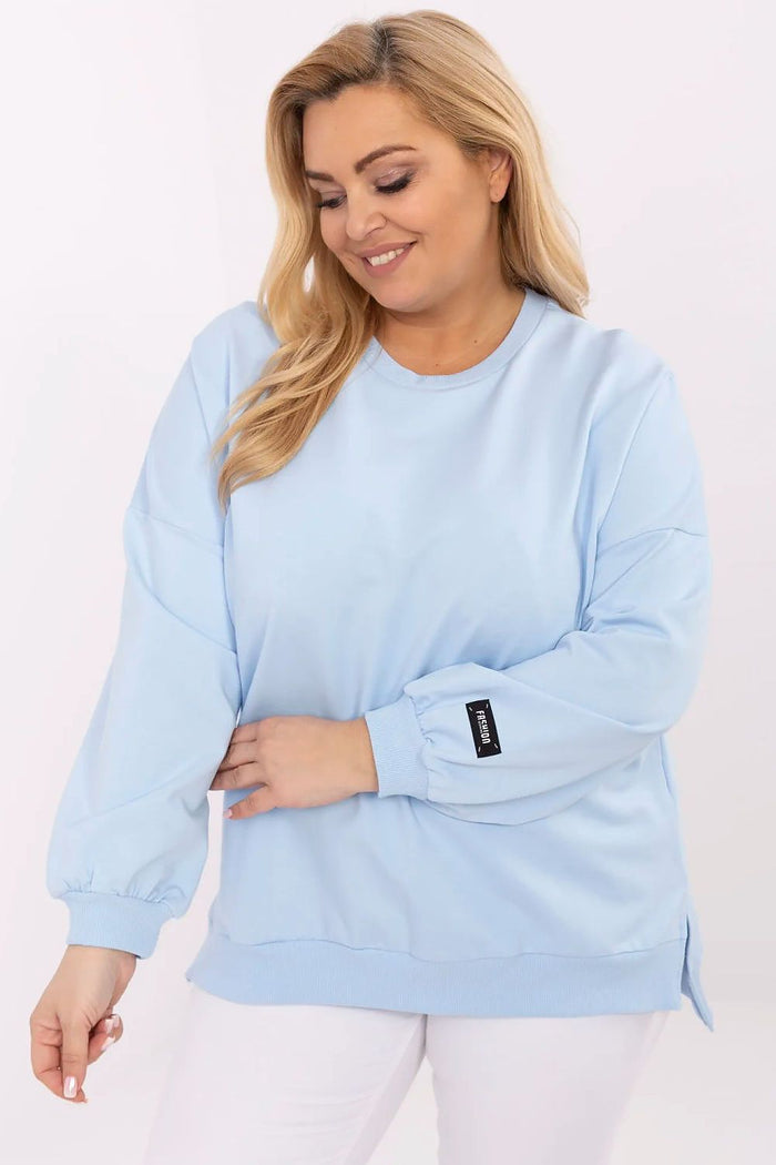  Plus size sweatshirt model 211735 Relevance 