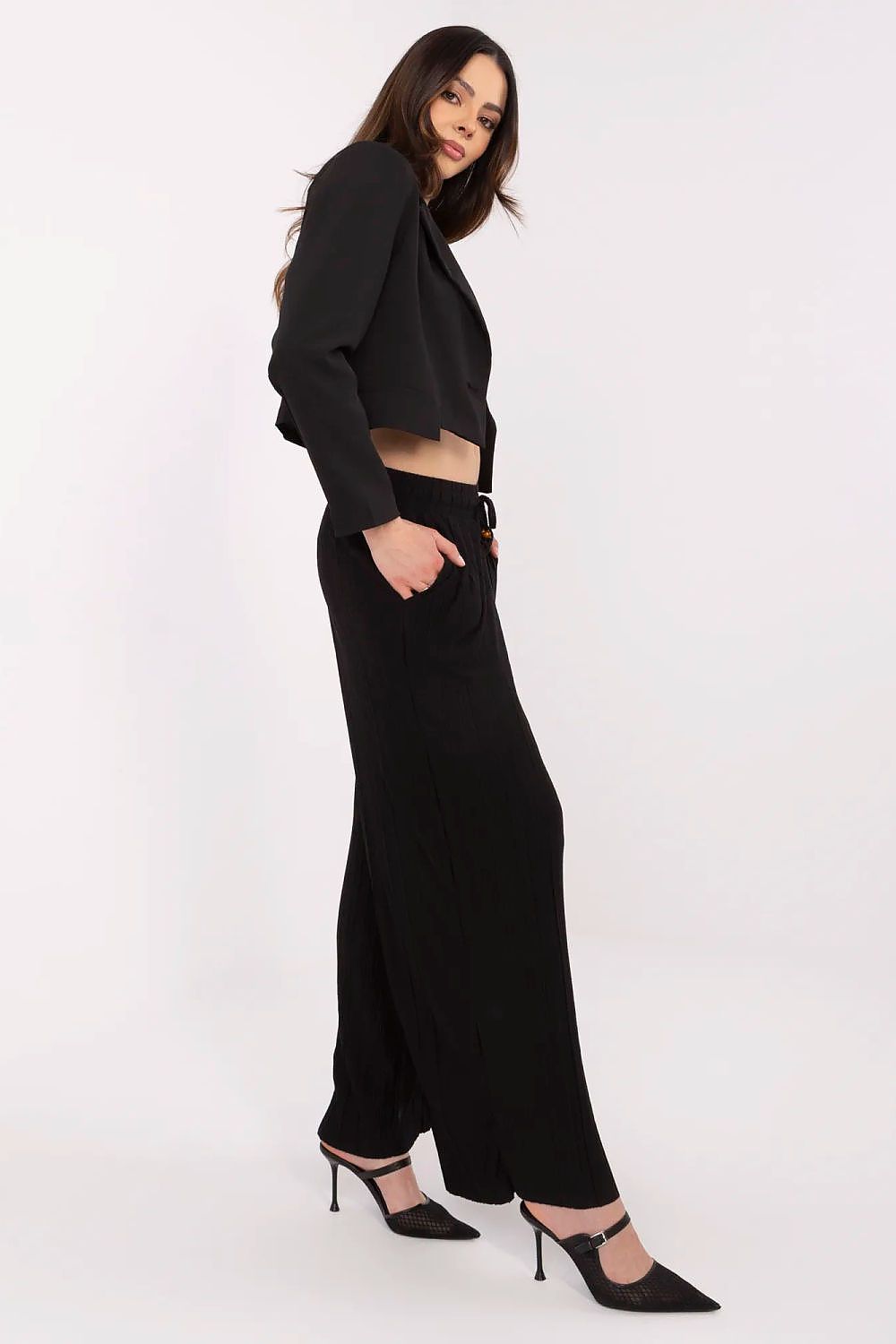  Women trousers model 212667 Sublevel 