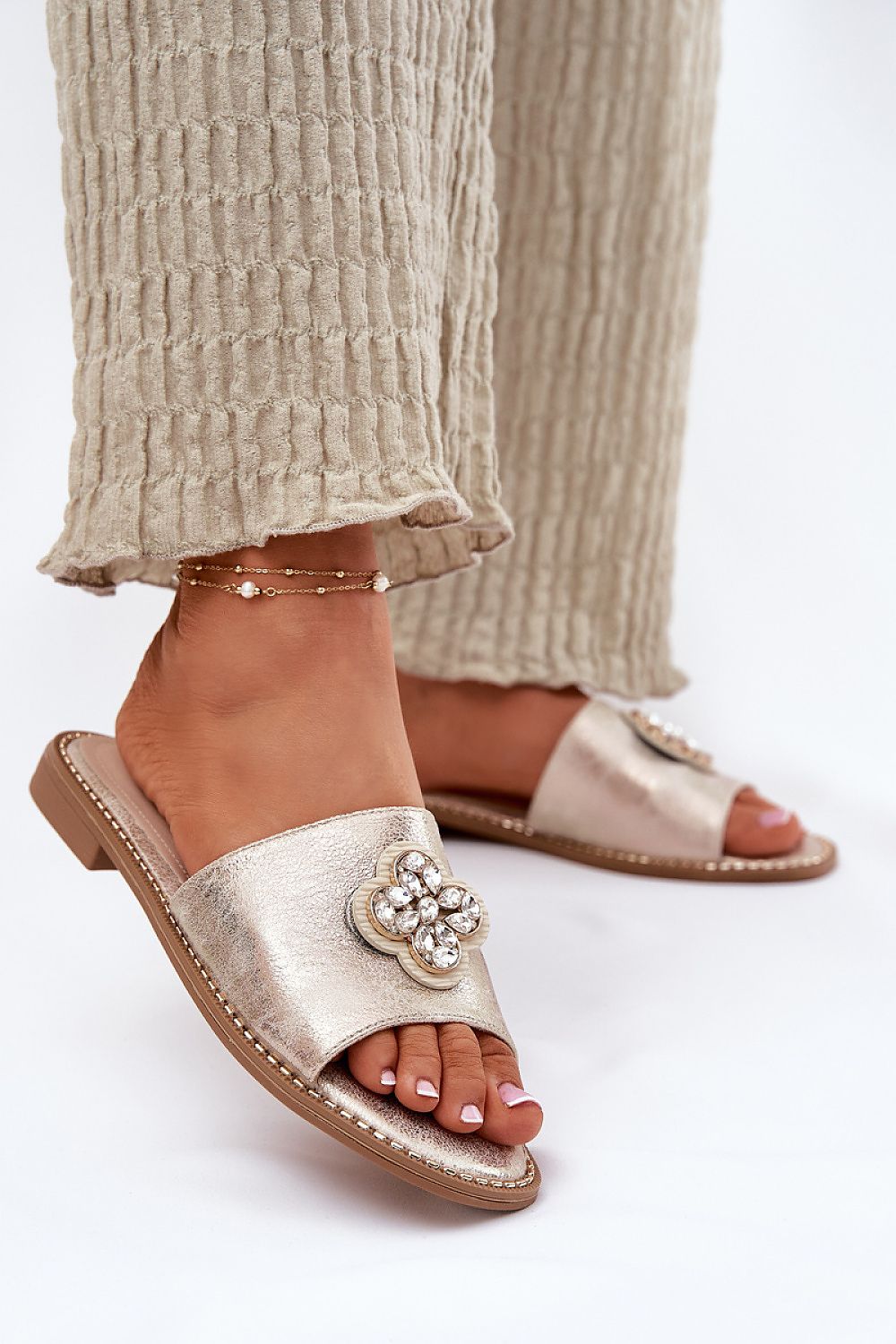  Flip-flops model 213480 Step in style 