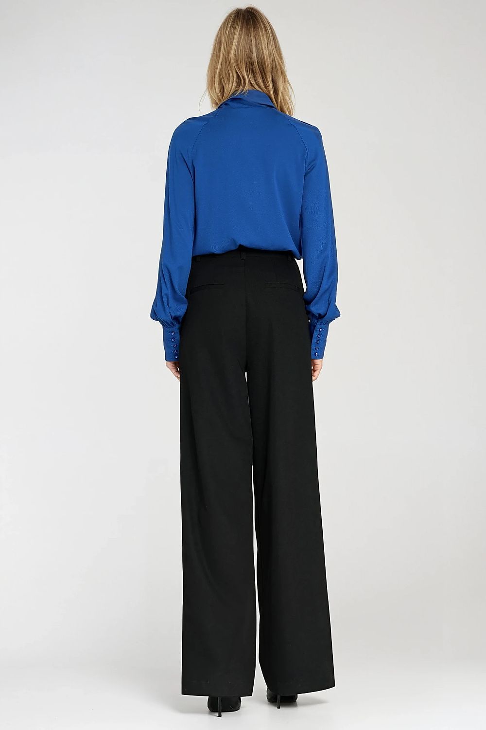  Blouse model 219784 Nife 