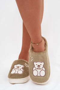  Slippers model 221494 Step in style 