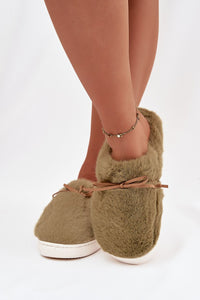  Slippers model 221506 Step in style 