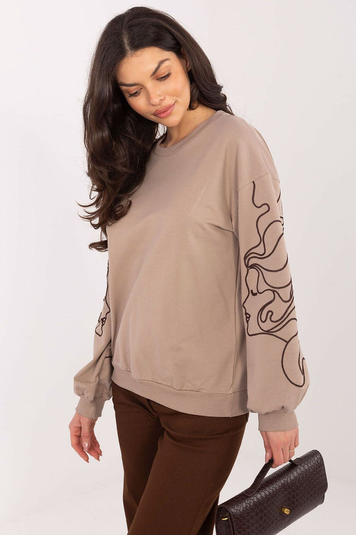  Sweatshirt model 223920 Relevance 