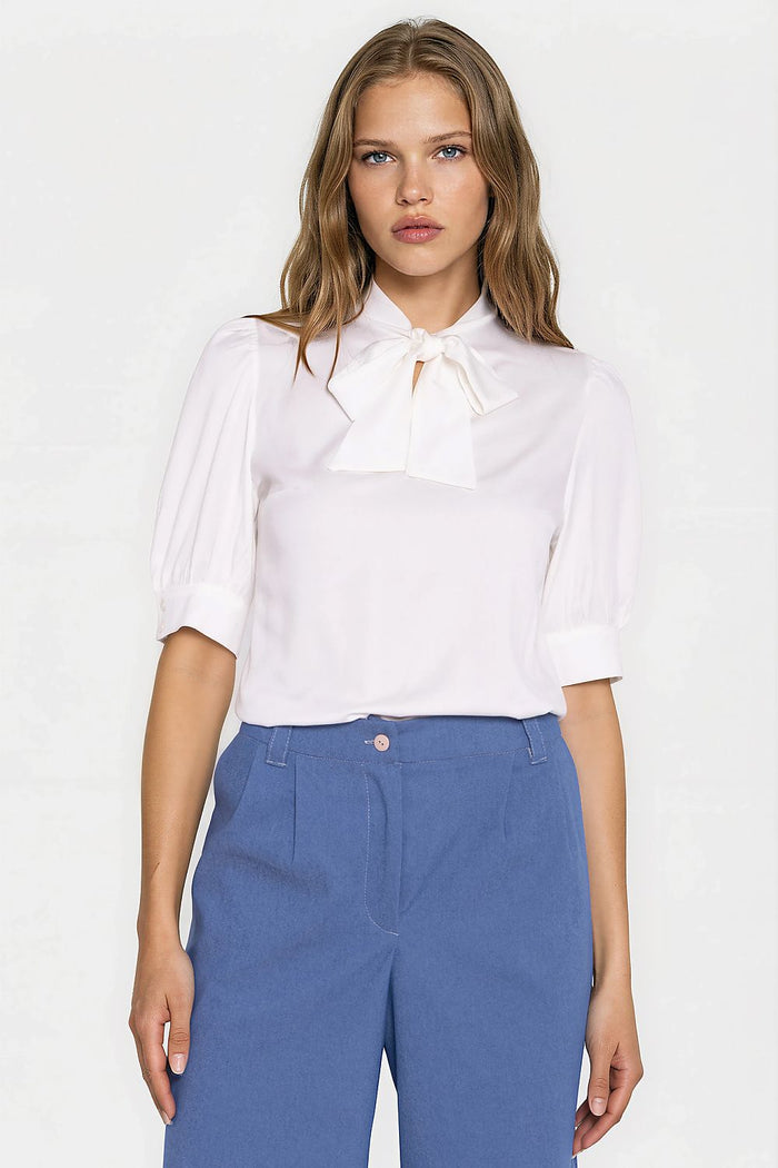 Blouse model 230461 Nife 
