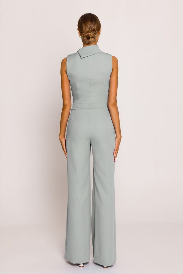  Suit model 231902 Moe 