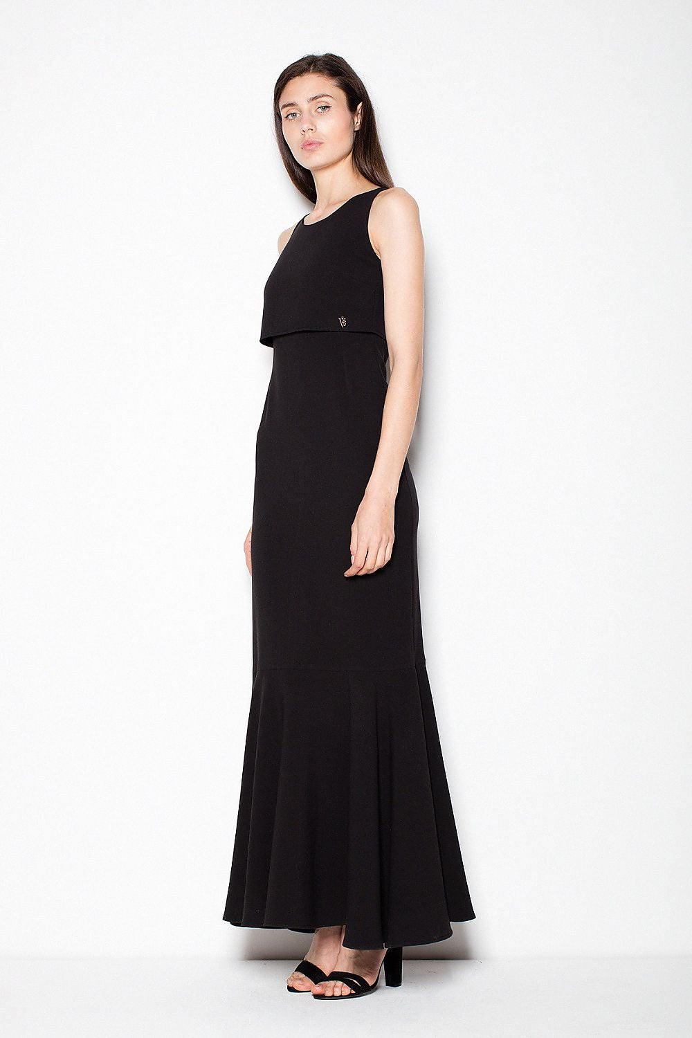 Long dress model 77159 Venaton