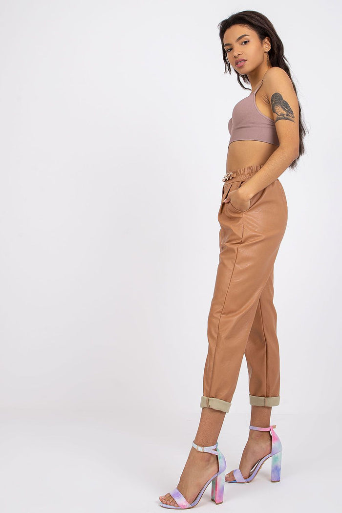 Women trousers model 167381 Italy Moda