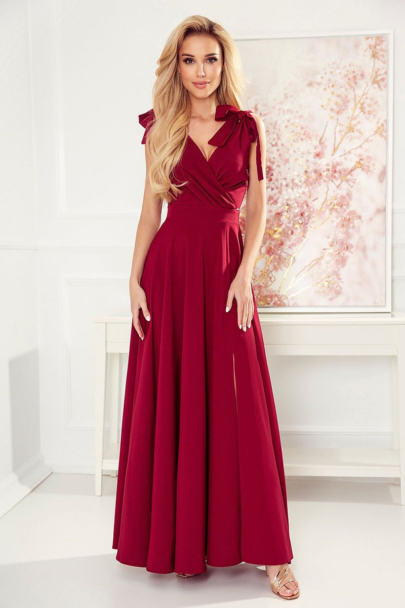 Long dress model 175009 Numoco