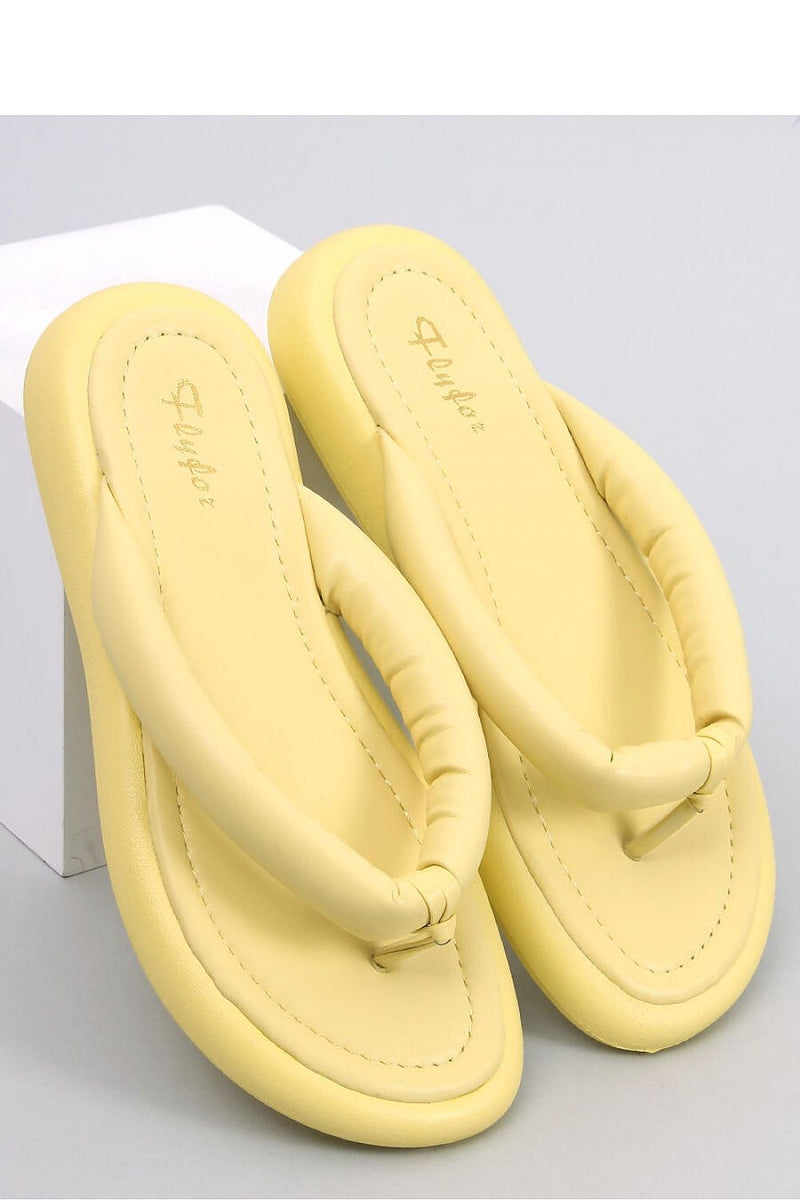 Japanese flip-flops model 179882 Inello