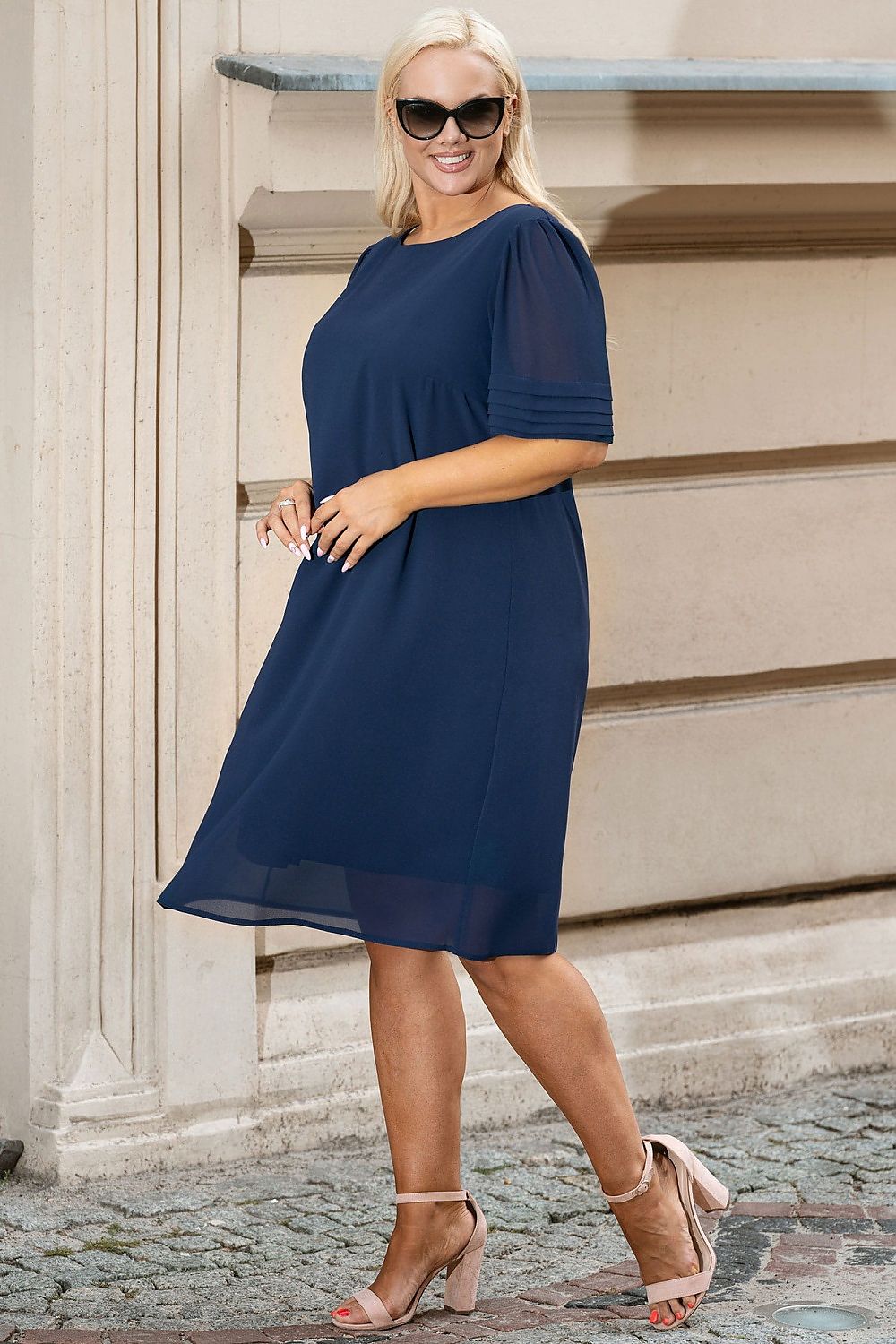 Plus size dress model 180452 Karko