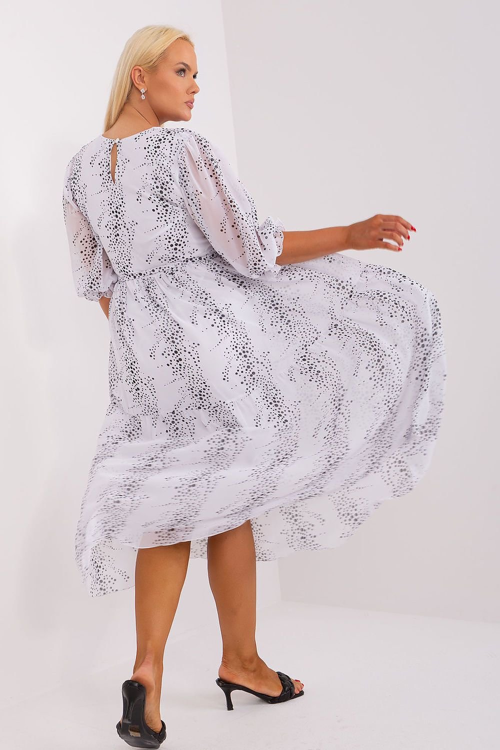 Plus size dress model 182291 Lakerta