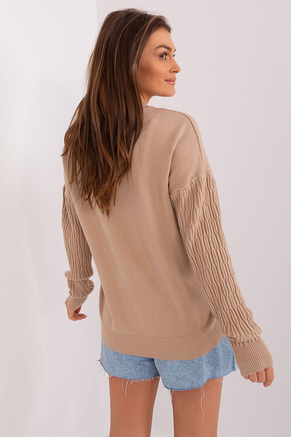 Jumper model 185726 AT