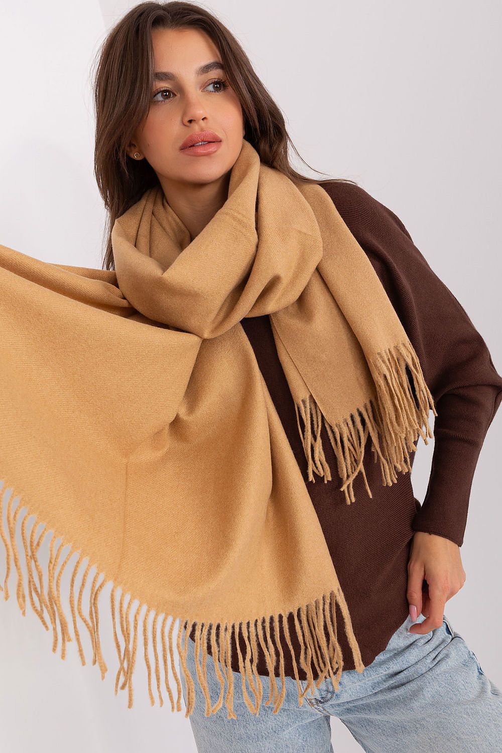 Shawl model 185892 AT