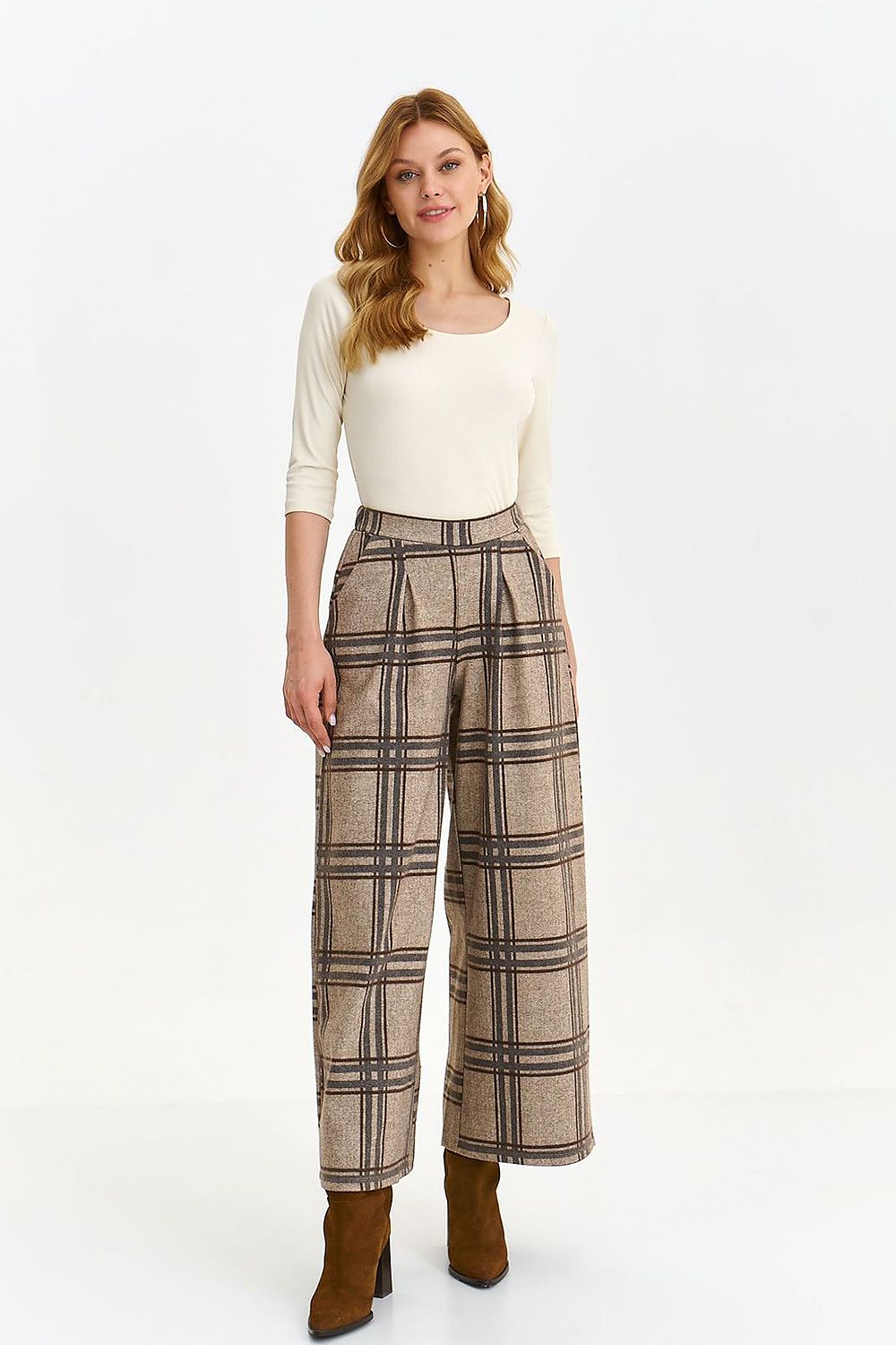 Women trousers model 186361 Top Secret