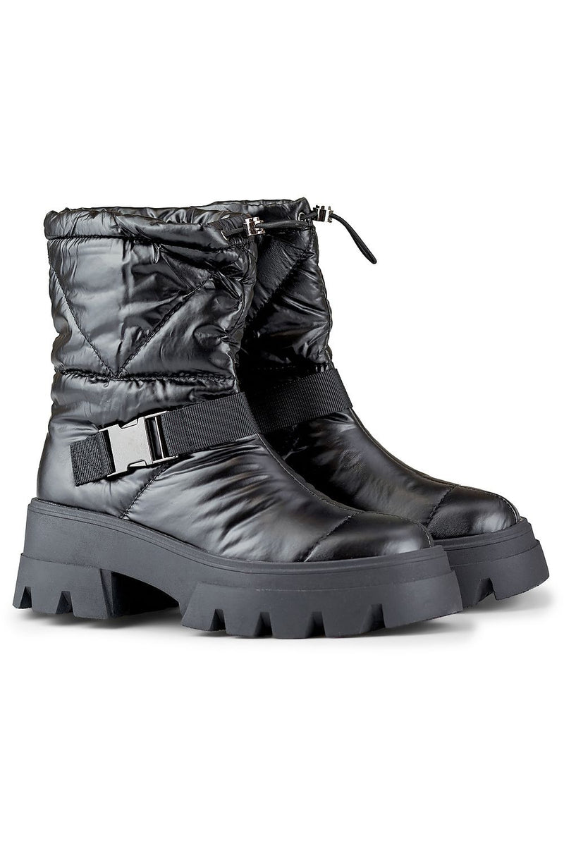 Snow boots model 186448 PRIMO