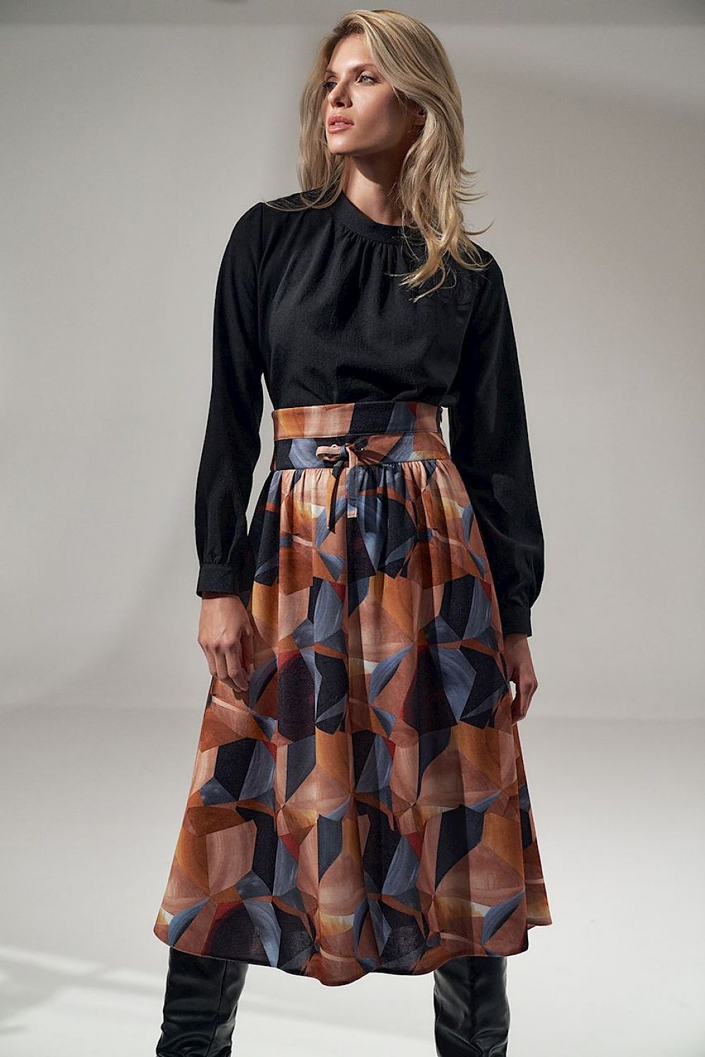 Skirt model 150786 Figl