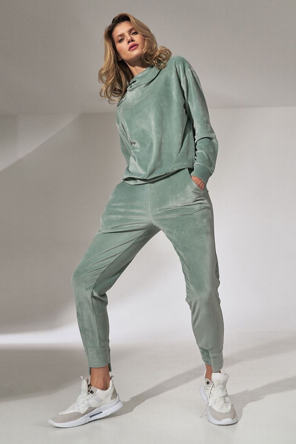 Tracksuit trousers model 151806 Figl