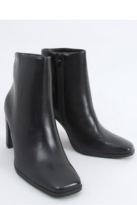 Heel boots model 159468 Inello