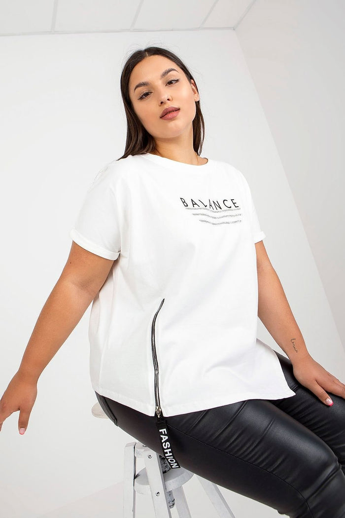 Plus size T-shirt model 166725 Relevance